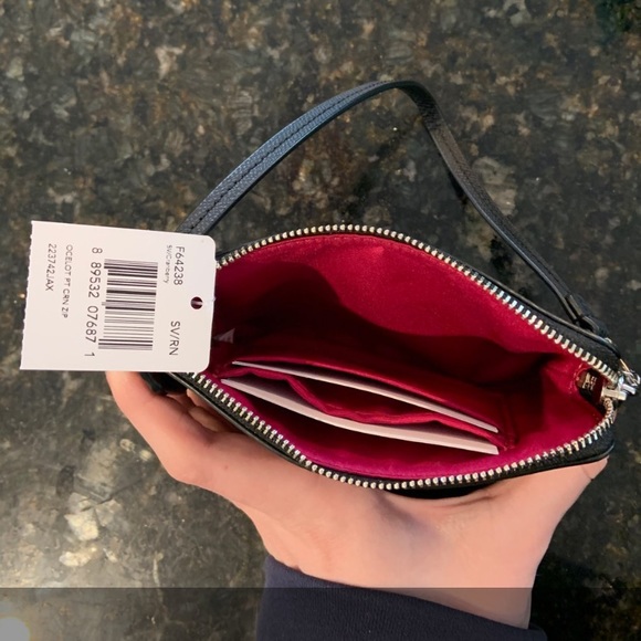 coach wallet - Picture 2 of 3